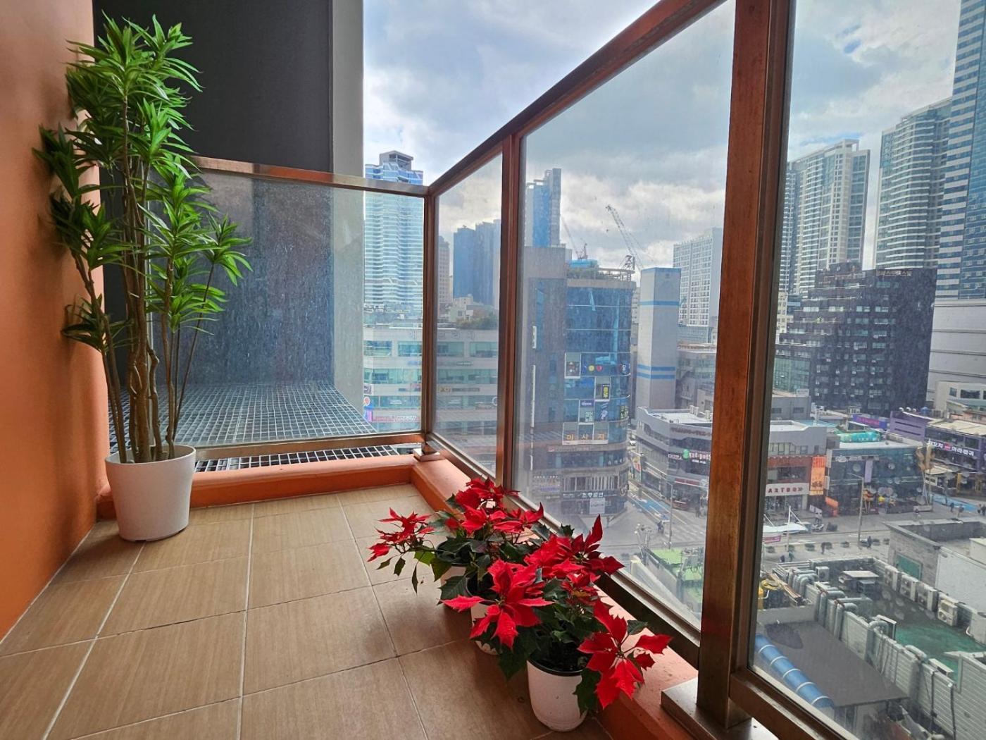 Haeundae Ocean Family Apartman Puszan Szoba fotó